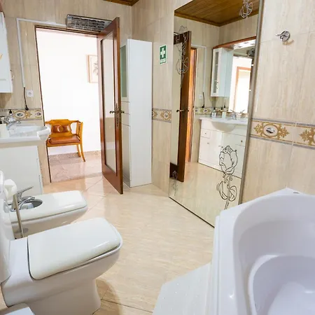 A Casa Dos Amigos - Termas Sao Vicente * Penafiel